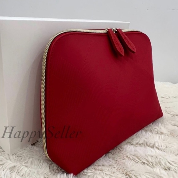 - 🌺 NEW BURBERRY Exclusive red pouch   faux leather toiletry bag  case🌺 - Picture 5 of 17